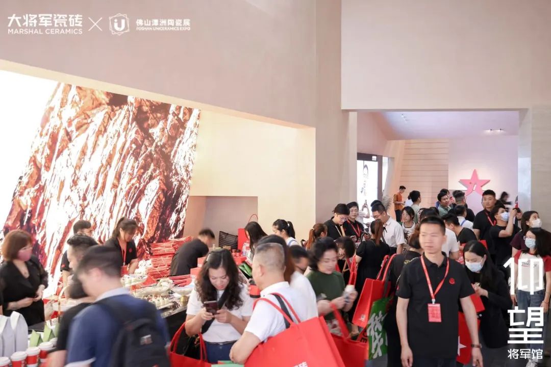 卓越力量，載譽(yù)領(lǐng)航！大將軍瓷磚實(shí)力斬獲“新銳榜20年卓越品牌”榮譽(yù)(圖12)